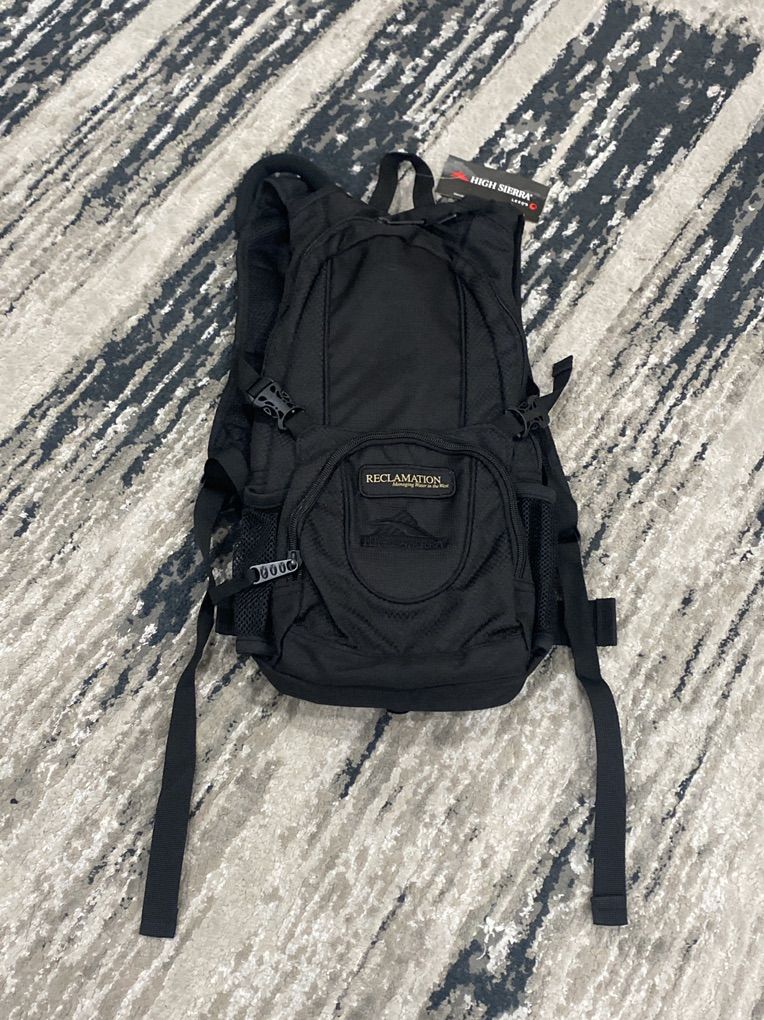 Sierra Hydration Backpack