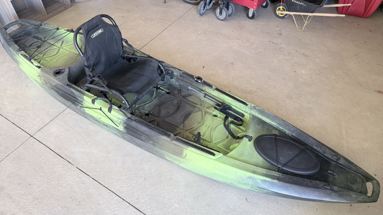 Stealth Pro 11'8" Angler Fishing Kayak