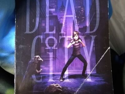 Dead City book 1