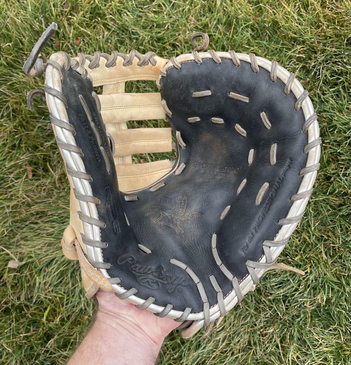 Rawlings Heart of the Hide 12.5 in. Baseball First Baseman’s Glove