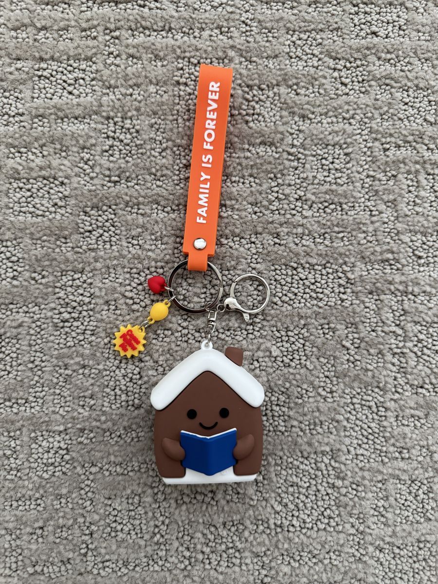 CUTEST Key Chain Family Is Forever from Hong Kong