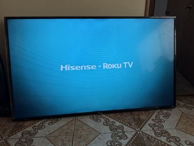 60 inch Hisense Roku Smart TV
