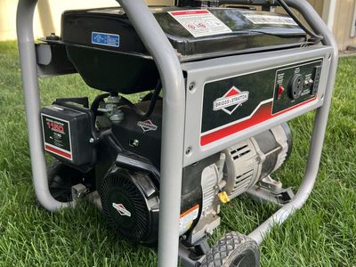 Briggs & Stratton 3500/4375 Generator - Like new