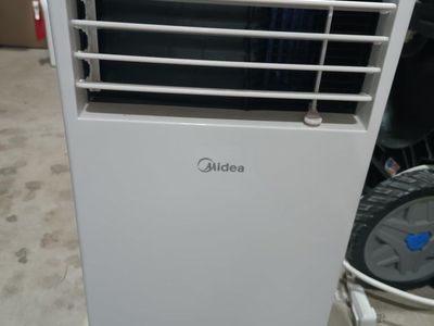Midea 8000 BTU portable air conditioner