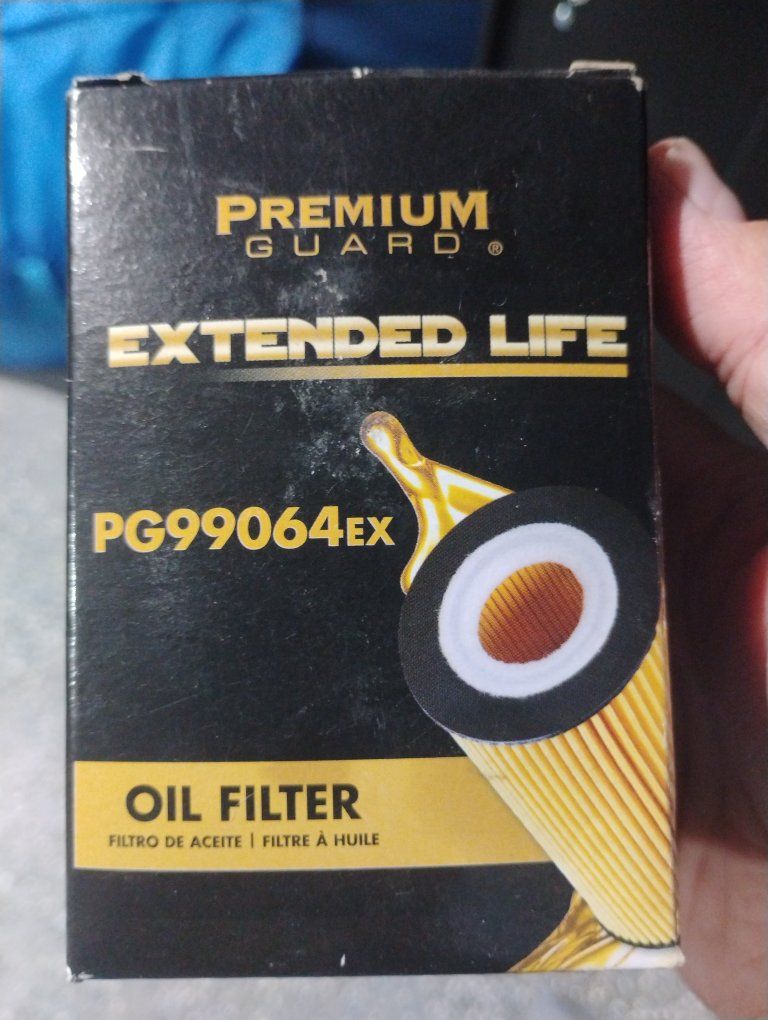 Premium Guard Extended Life Oil Filter PG99064EX - New in Box