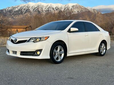 2012 TOYOTA CAMRY SE