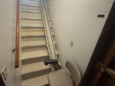 Straight Stair Lift for Indoor Stairs with Track and Chair