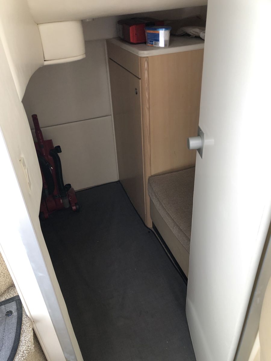 Main image 32
