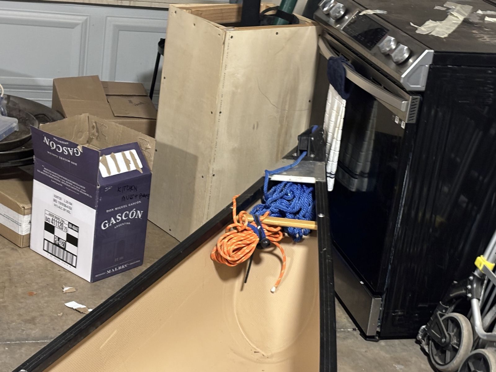 Main image 6