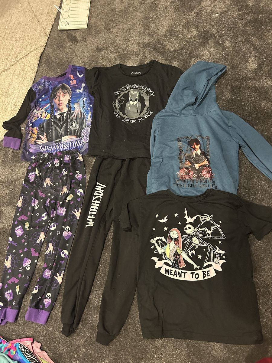 Addams family clothes