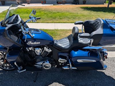 2022 Indian Pursuit Limited (with Premium Package)