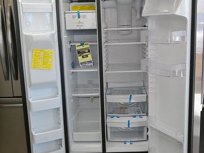 New 25 cf Stainless Side by Side~1 Year Warranty~Water and Ice Dispensers