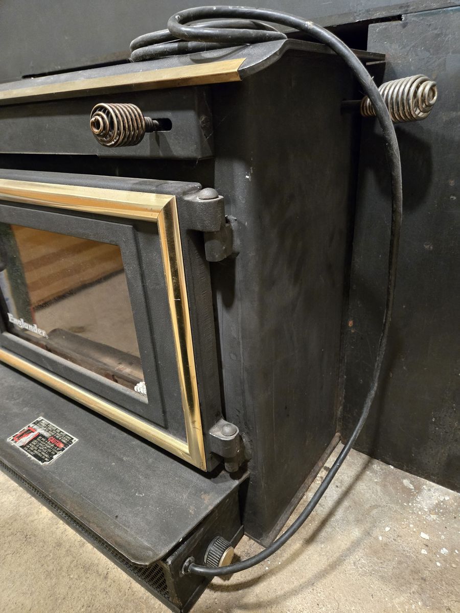 Main image 7