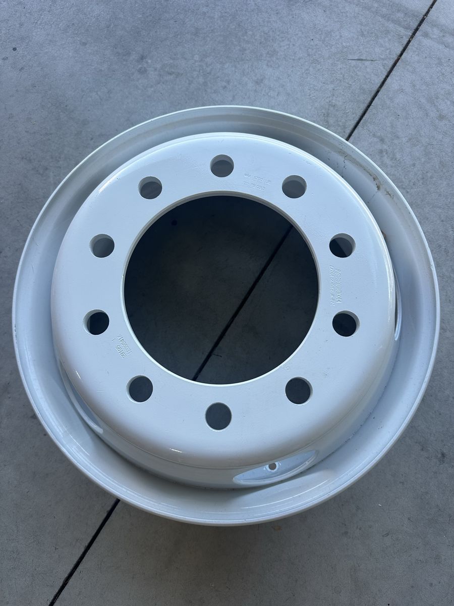 Accuride 30456 Extra Service Wheel - 22.5 x 8.25 Inch Steel Truck Wheel, White, 10-Hole