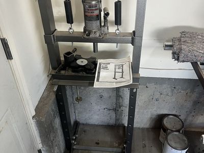 Central Machinery 12 Ton Shop Press Hydraulic Bottle Jack - 24,000 lb. Capacity