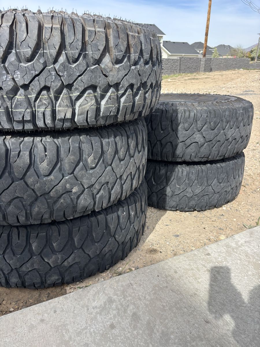 38x13.50r17 Patagonia tires