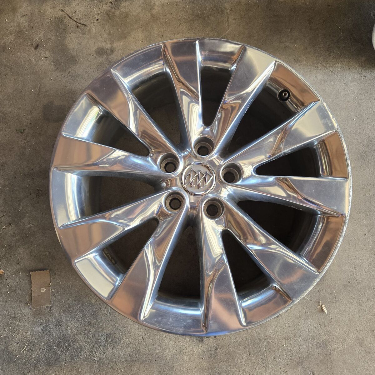 2017 Buick Envision Wheel