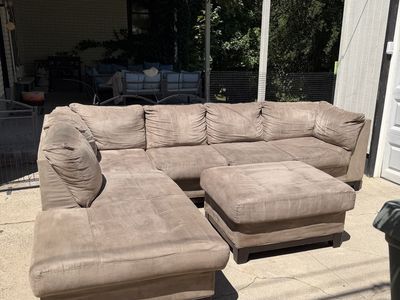 Sectional couch