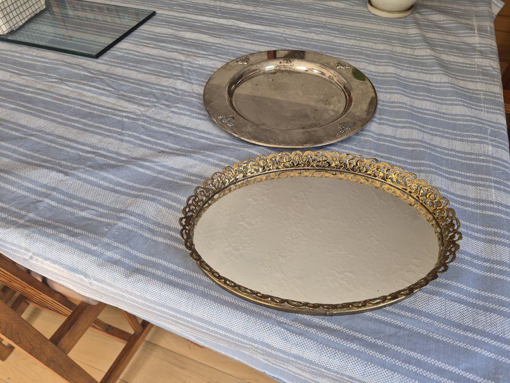 Main image 7