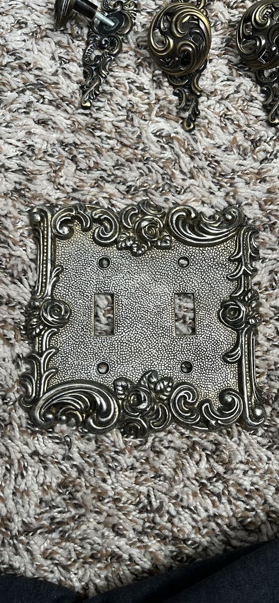 Main image 7