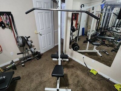 lat pulldown machine