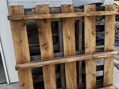 free pallets
