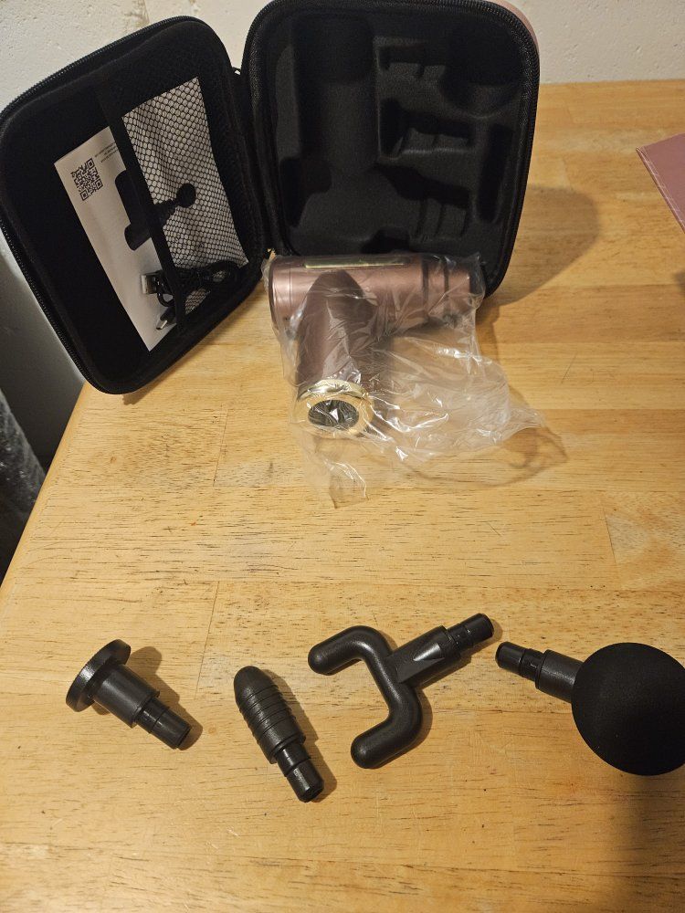 Main image 6