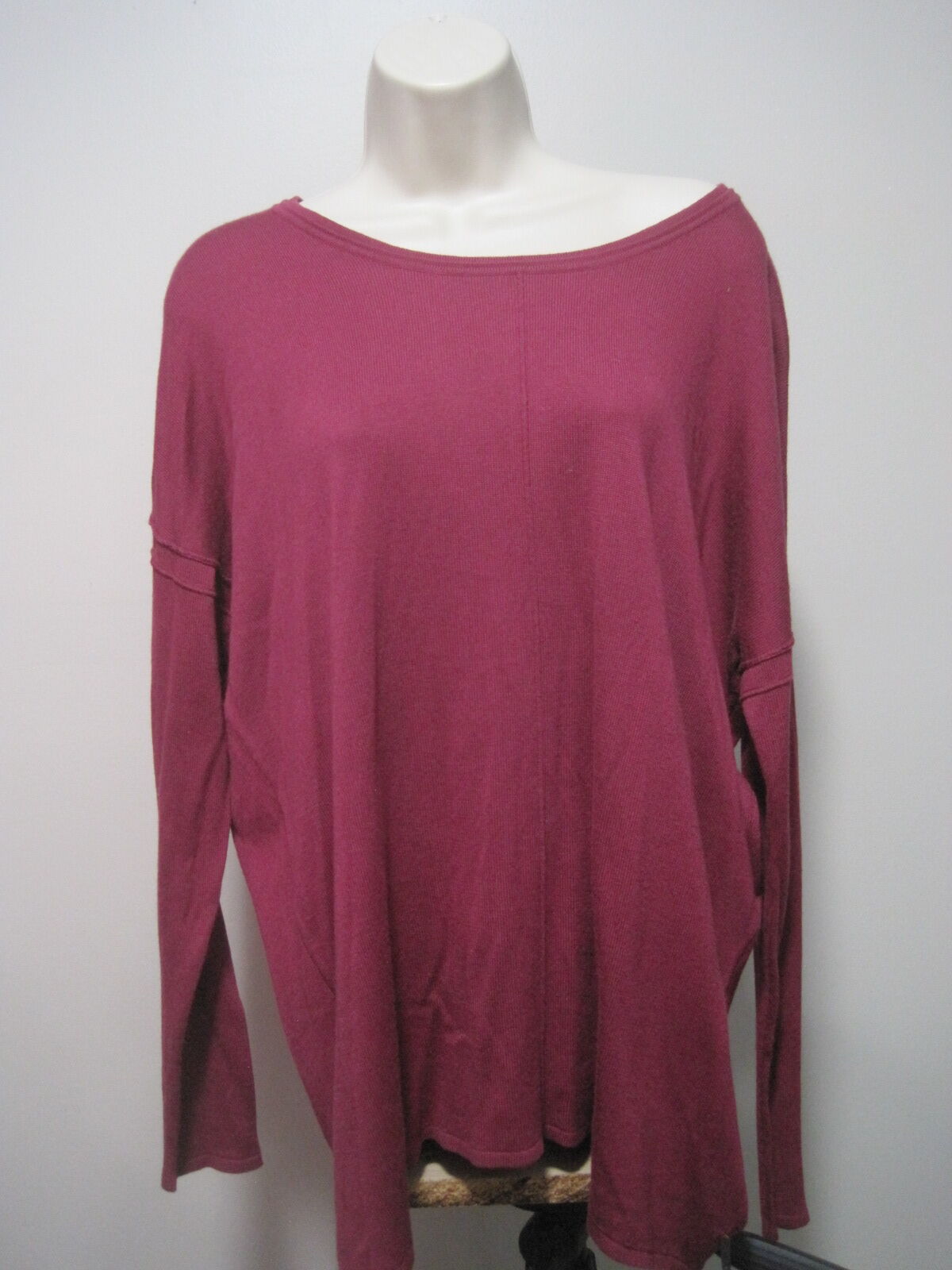 Be Casual by Anne L Women's Long Sleeve Round Neck Velvet Color Shirt Size Medium