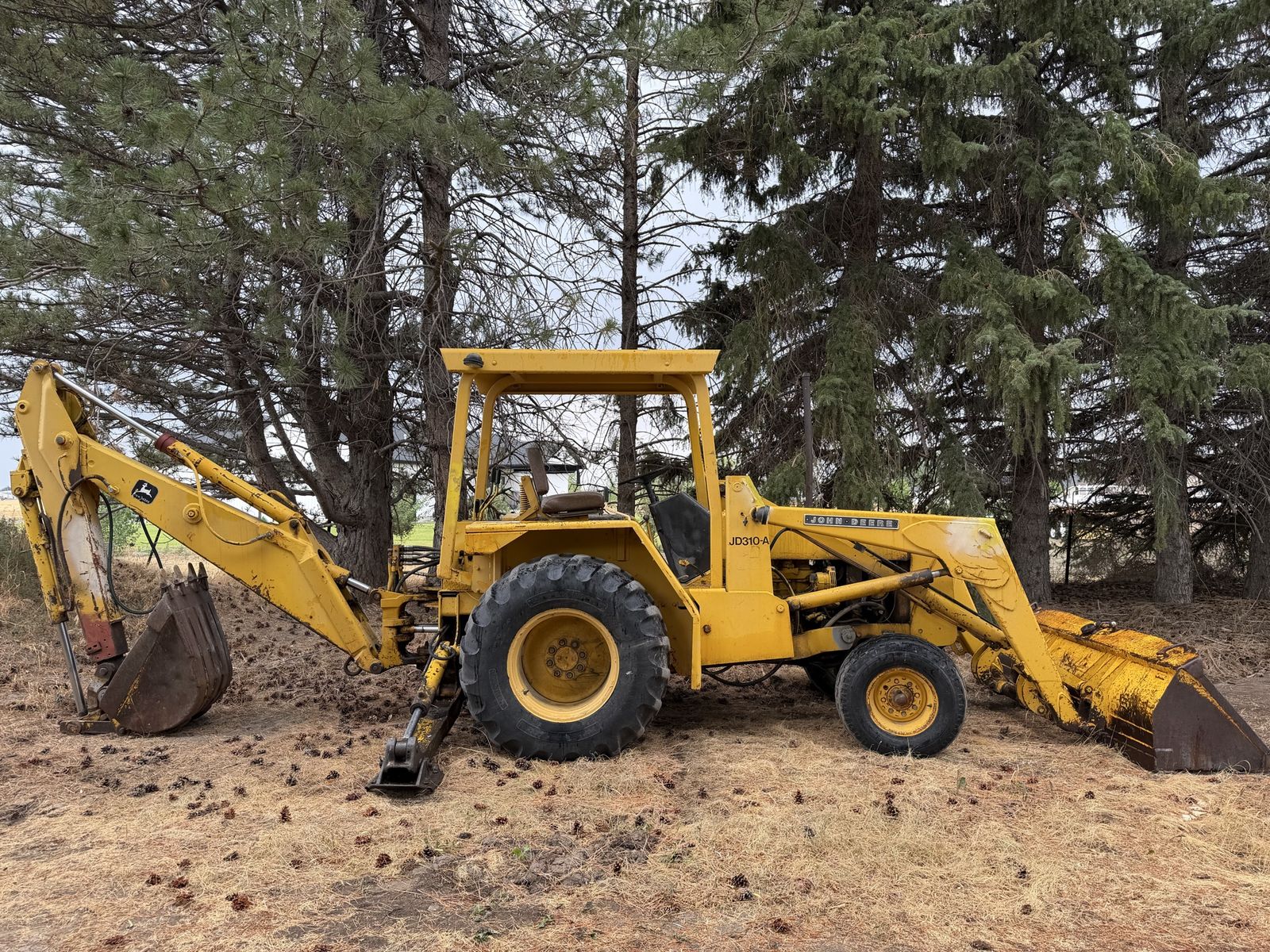 Good John Deer Backhoe