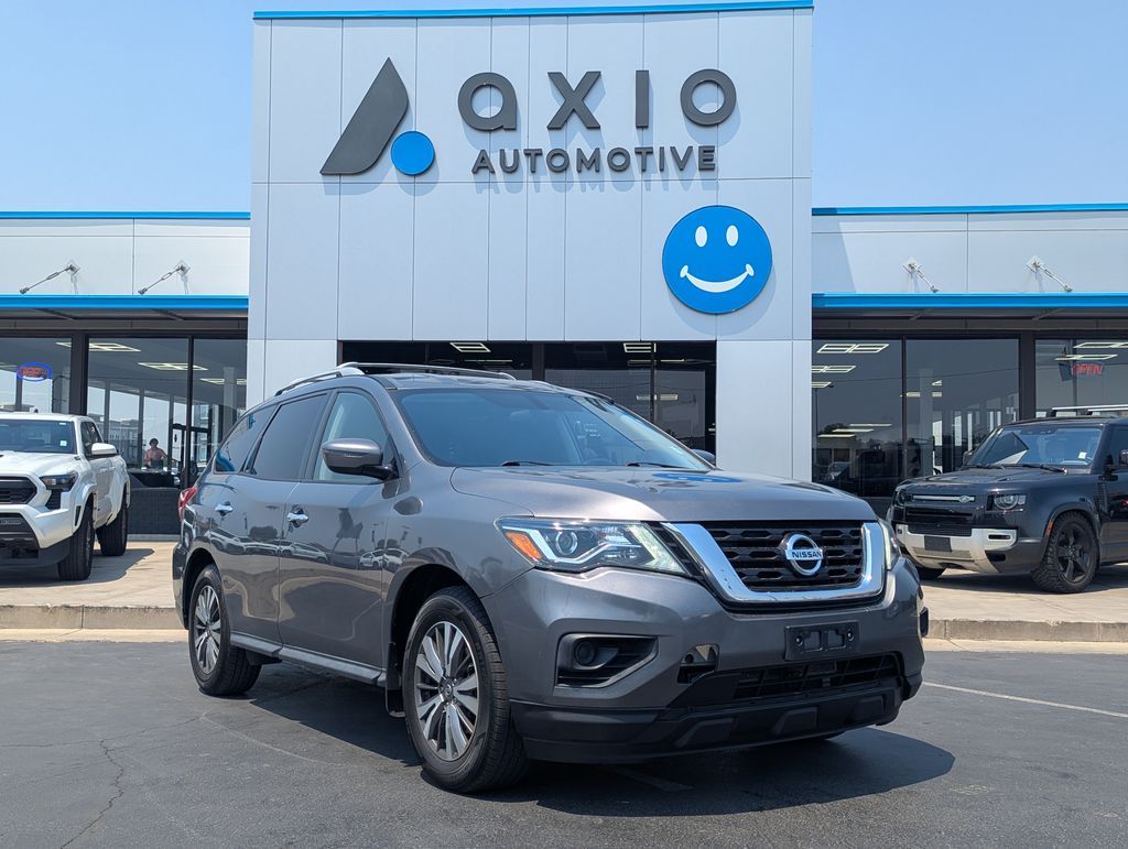 2019 Nissan Pathfinder S