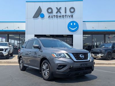 2019 Nissan Pathfinder S