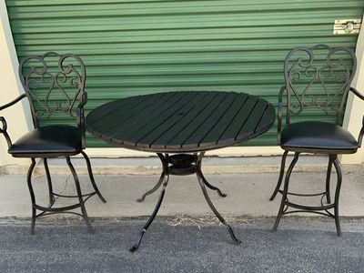 Beautiful Black Wrought Iron Patio Set