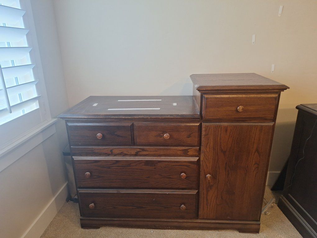 Changing Table Dresser