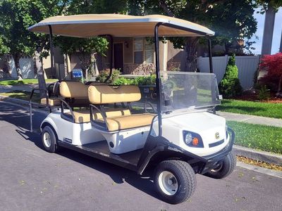 2016 Cushman Shuttle 6 Elite 6-Passenger Electric Golf Cart