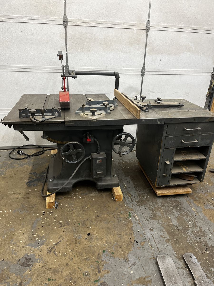 Tannewitz JS-250 sliding table saw