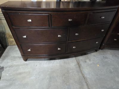 7 drawer wooden dresser