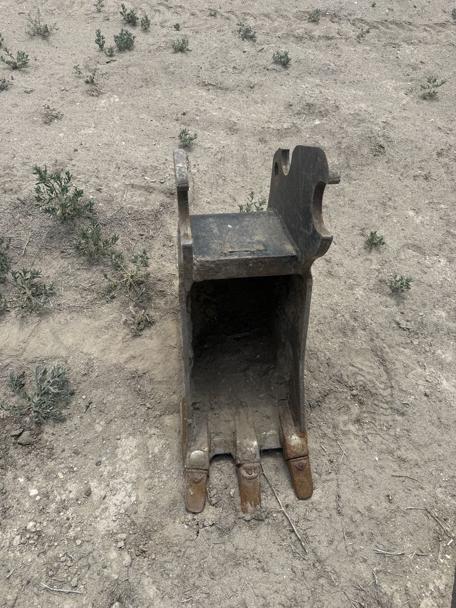 12” Trenching Bucket