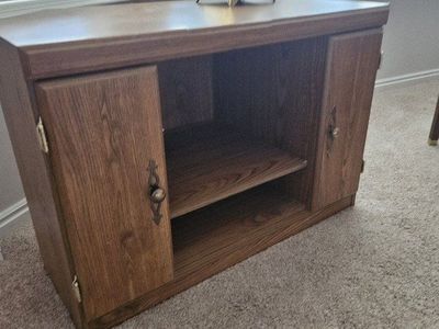 Entertainment cabinet