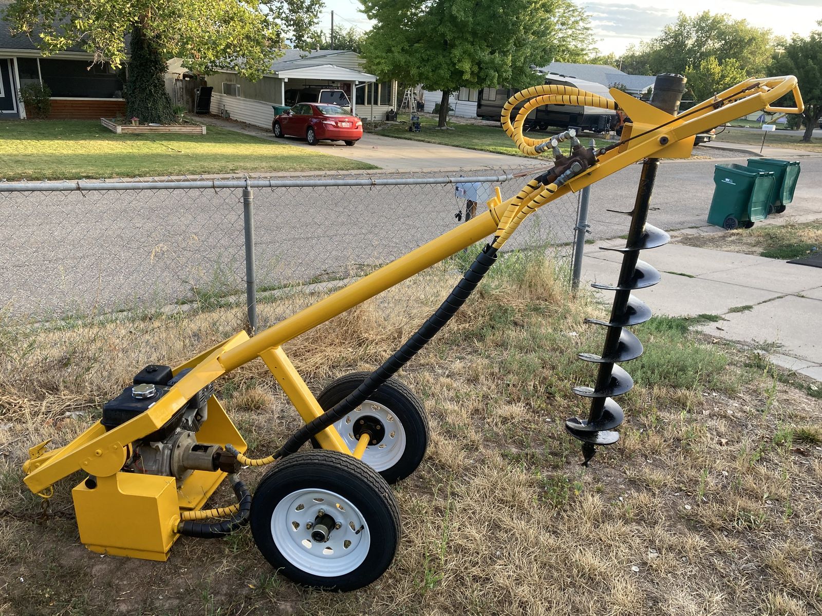 MacKissic Easy Auger Hydraulic Towable Earth Drill 
