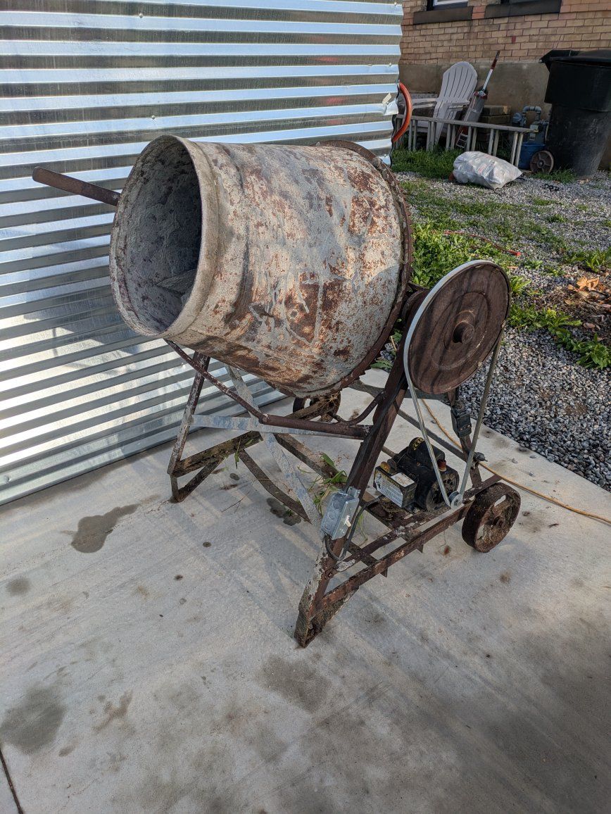 the vintage cement mixer works