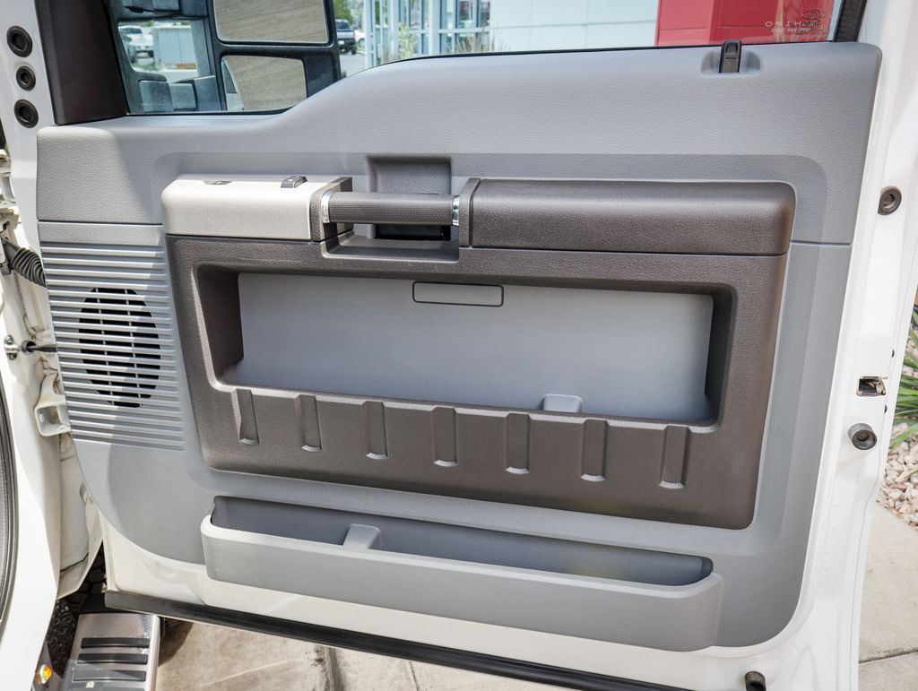 Main image 25