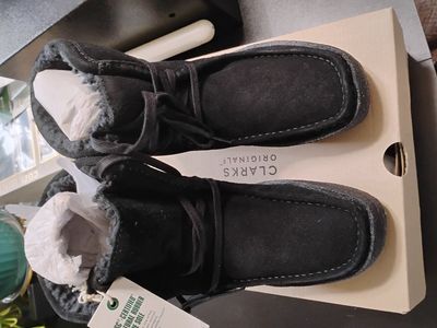 CLARK'S BOOTS WOMEN SIZE 6 1/2