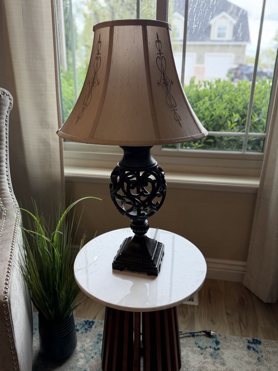 Decorative Iron Lamp