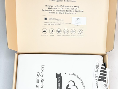 New in box Queen Egyptian cotton Bedding Set