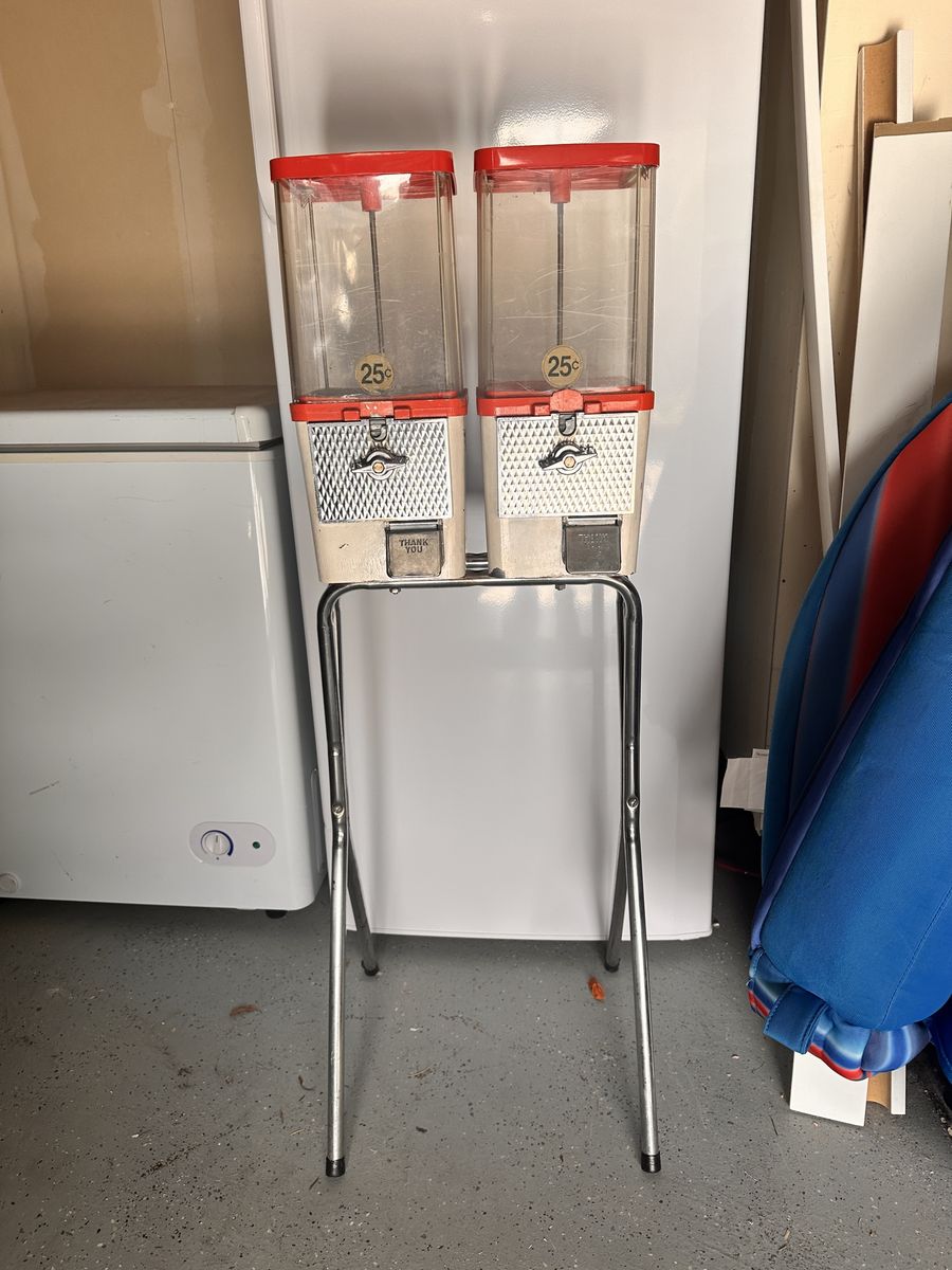 Coin Slot Candy Vending Machine