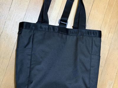 Wandrd tote backpack