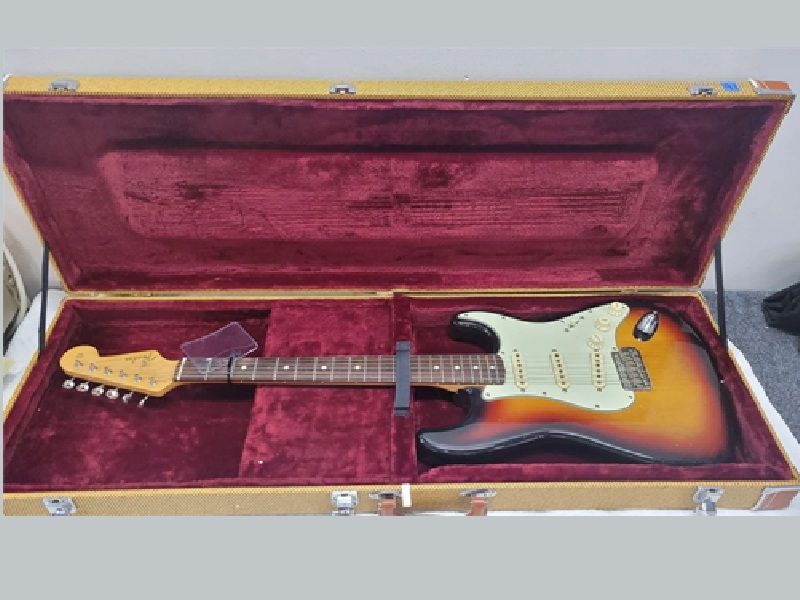 myhometownauctions.com - May 12, May 13, and May 14: Coins, Electronics, Cards, and Collectibles Auctions (My Hometown Auctions)