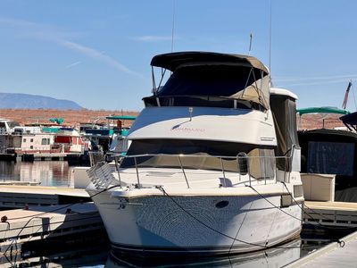 1996 35' Carver 355 Aft-Cabin Yacht