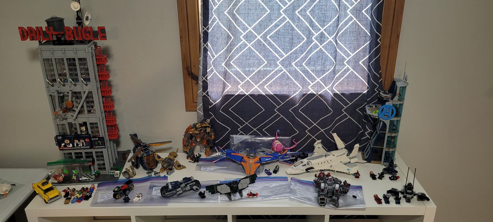 Lego Avengers/Super heros sets all for $550