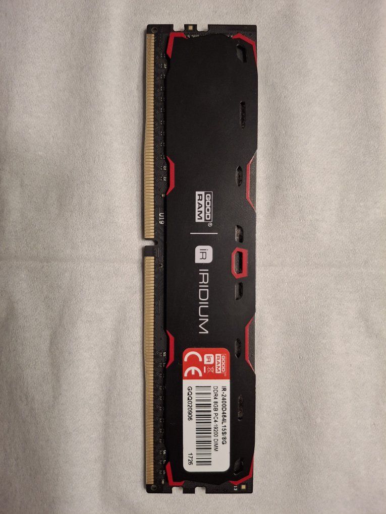 GOODRAM 8 GB DDR4 2400 MHz Iridium Black (IR-2400D464L15S/8G)
